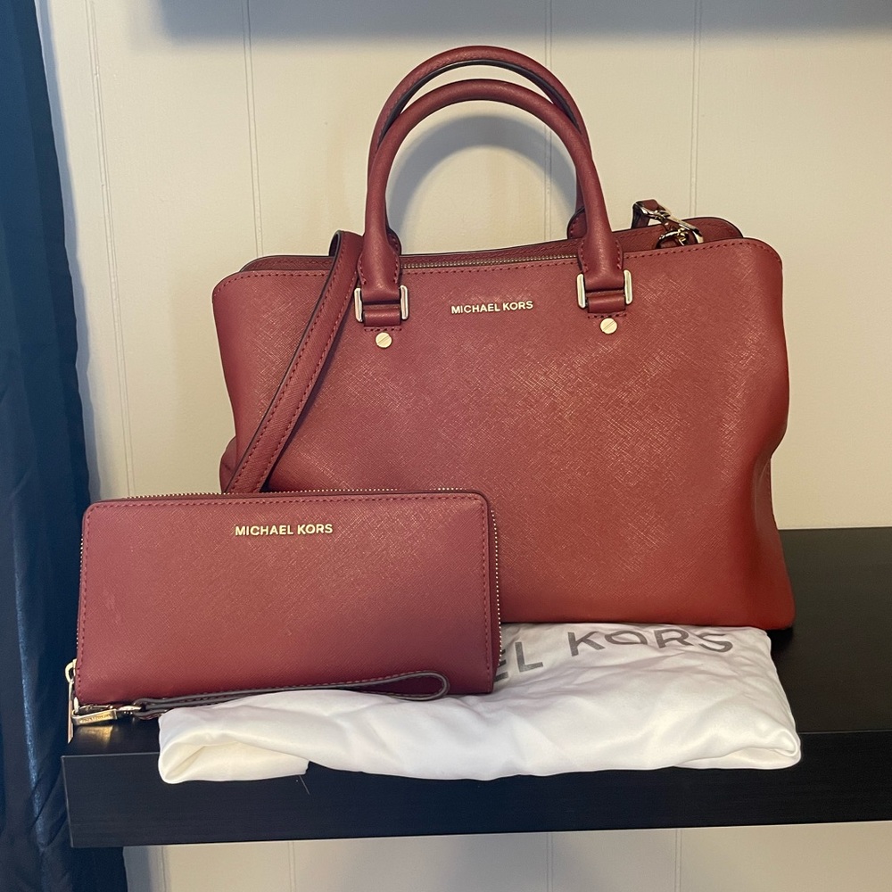 Michael Kors Savannah satchel with matching wallet
